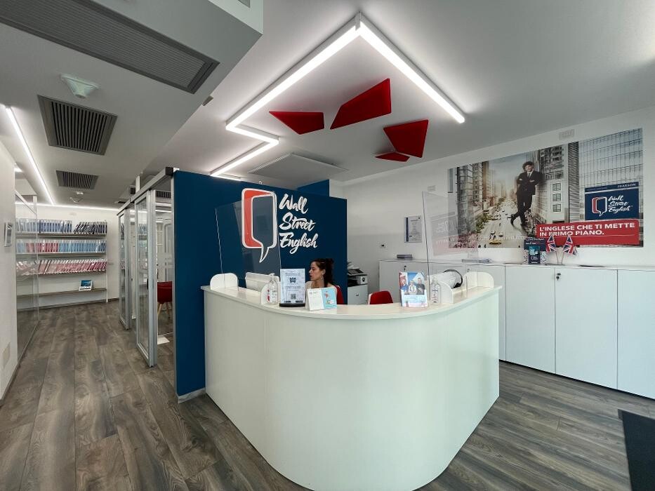Images Wall Street English Piacenza
