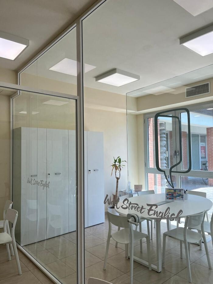 Images Wall Street English Pontedera