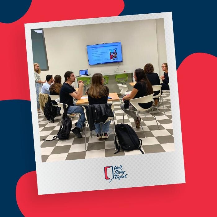 Images Wall Street English Bari