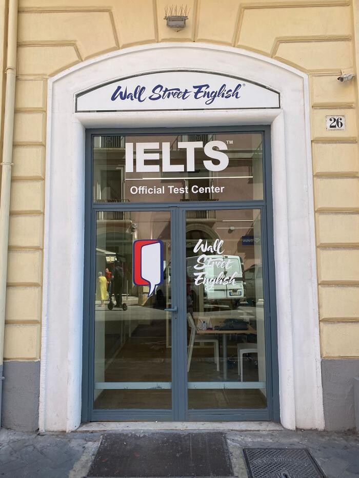 Images Wall Street English Bari