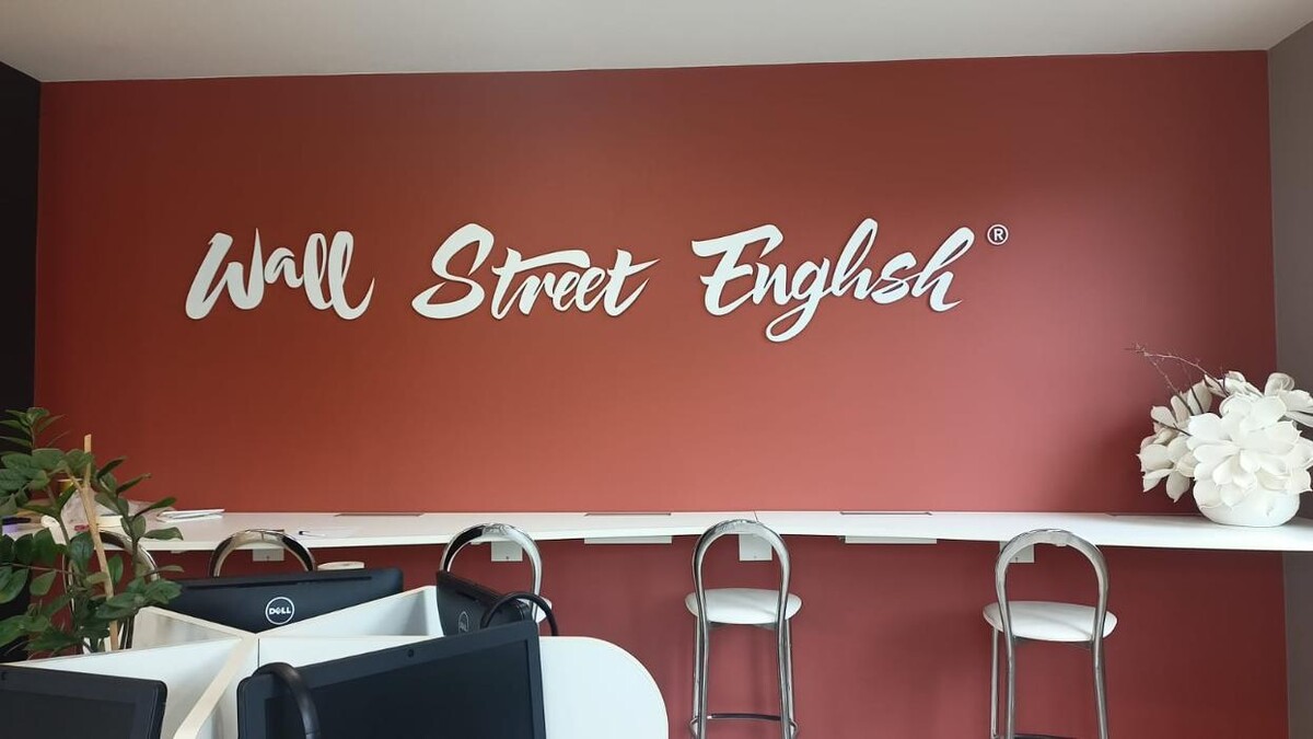 Images Wall Street English Parma