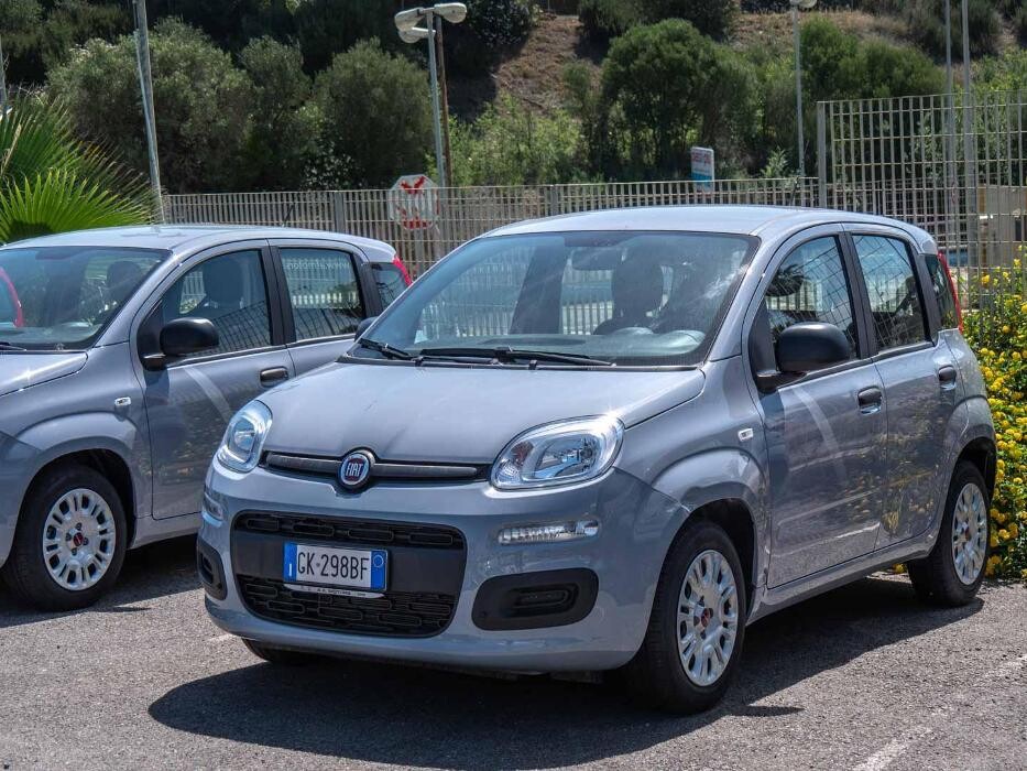 Images AF Motors Rent