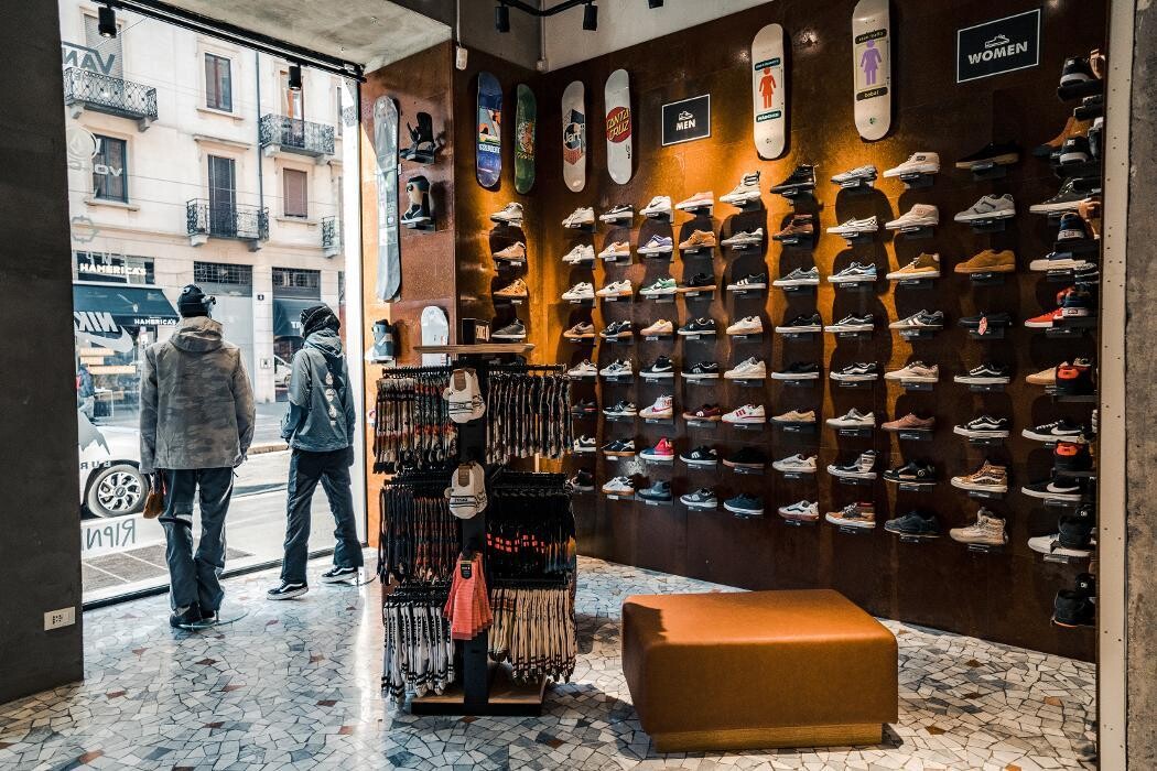 Images Blue Tomato Shop Milano
