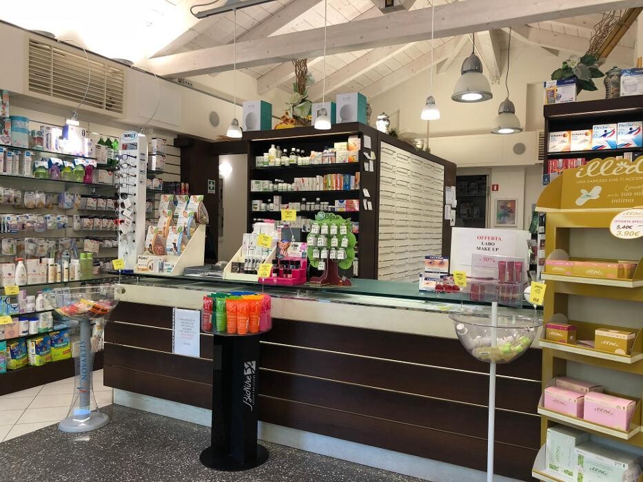 Images Farmacia del Paese - Succursale Estiva