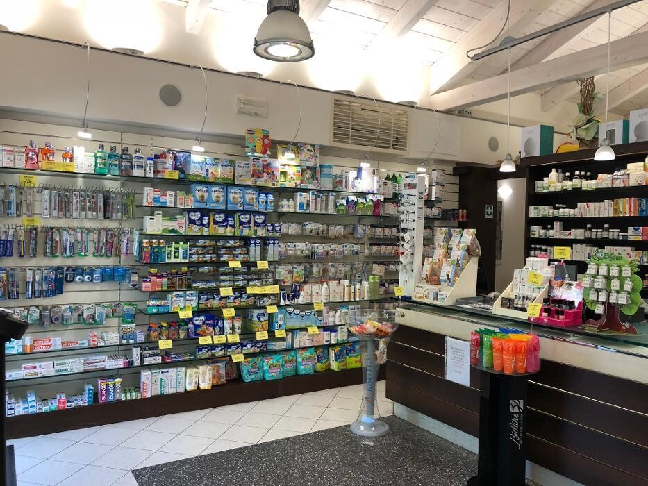Images Farmacia del Paese - Succursale Estiva