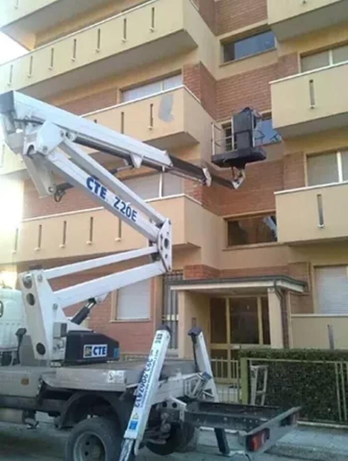 Images A.S.E.C. Servizi - Impresa di pulizie e giardinaggio
