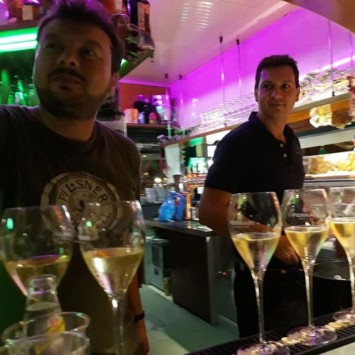 Images Golden Beach Bar