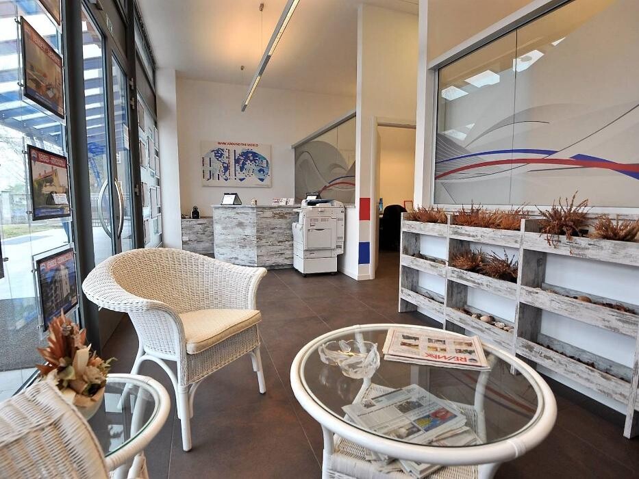 Images RE/MAX Renova
