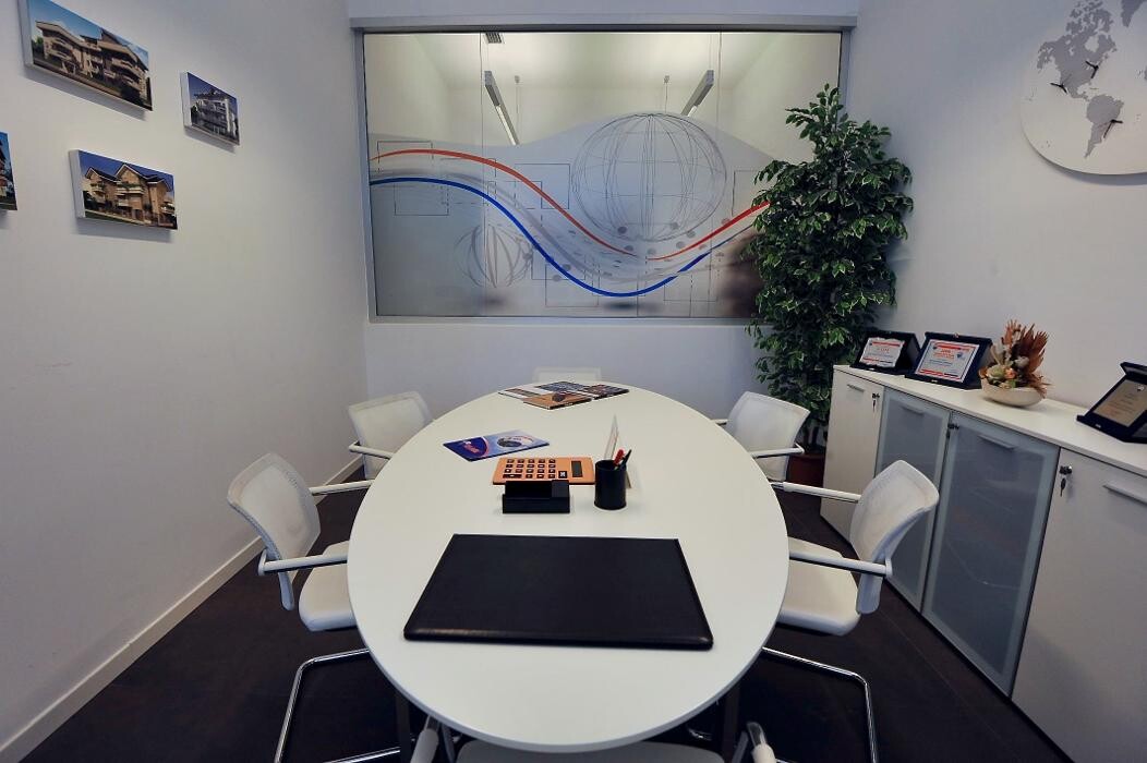Images RE/MAX Renova
