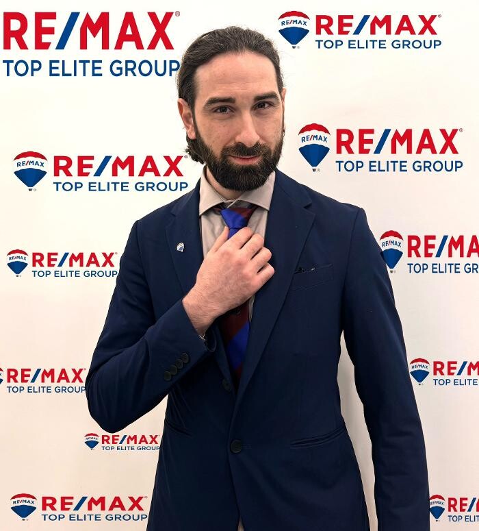 Images RE/MAX Top Elite
