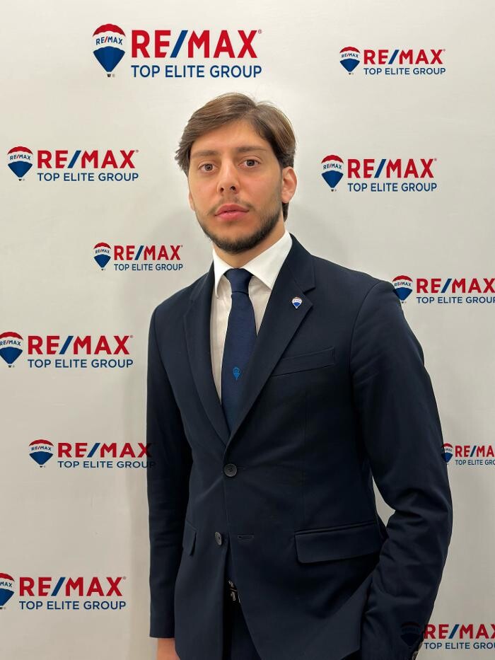 Images RE/MAX Top Elite