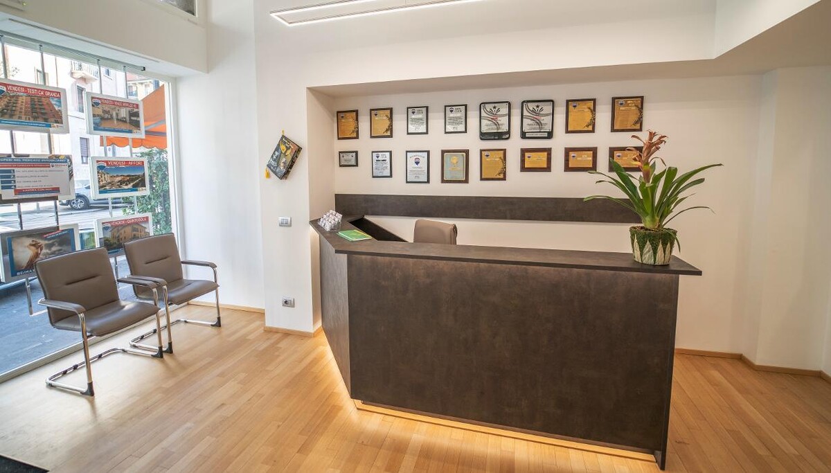 Images RE/MAX Renova 2