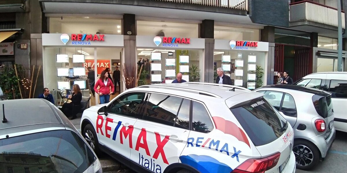 Images RE/MAX Renova 2