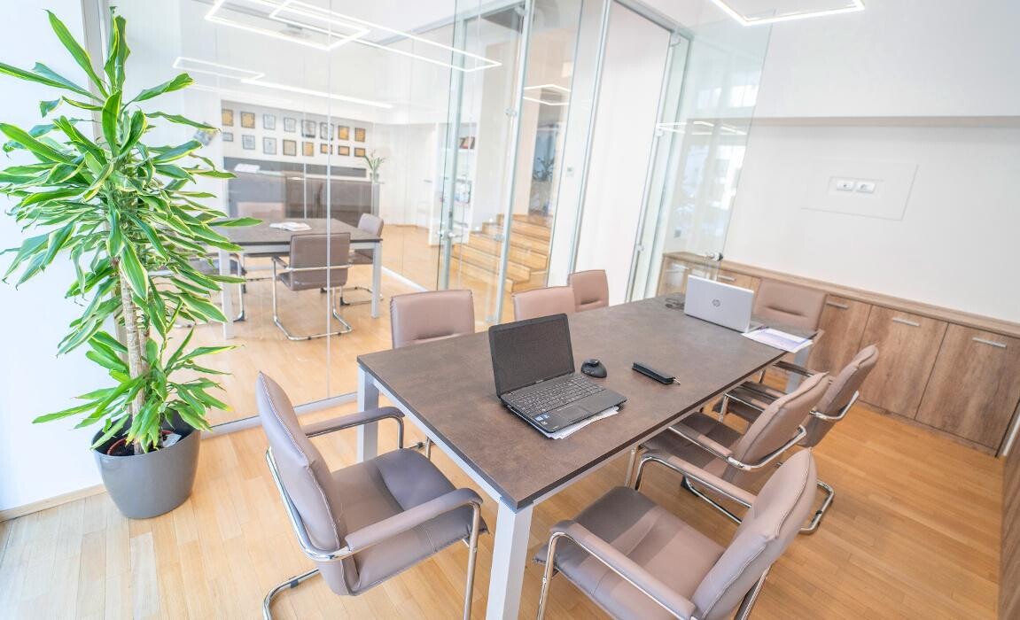 Images RE/MAX Renova 2