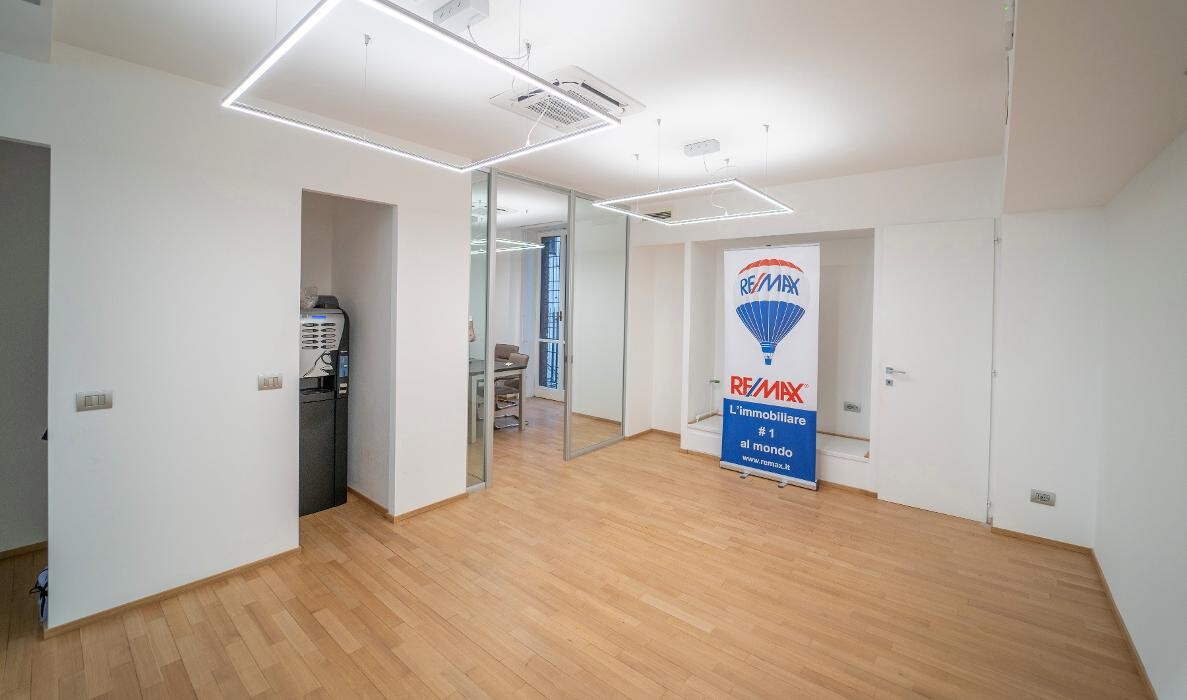 Images RE/MAX Renova 2