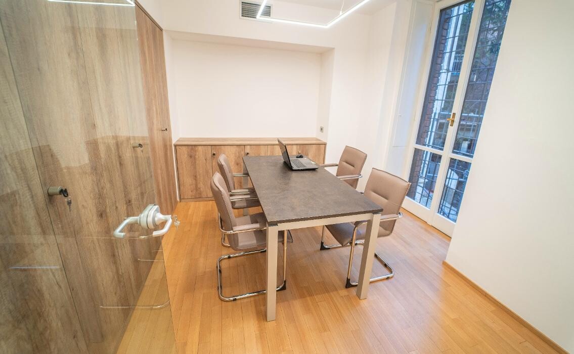 Images RE/MAX Renova 2