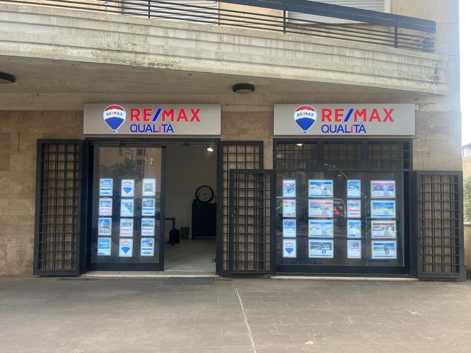 Images RE/MAX Qualità