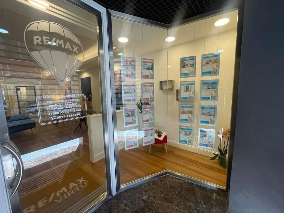 Images RE/MAX Virtù