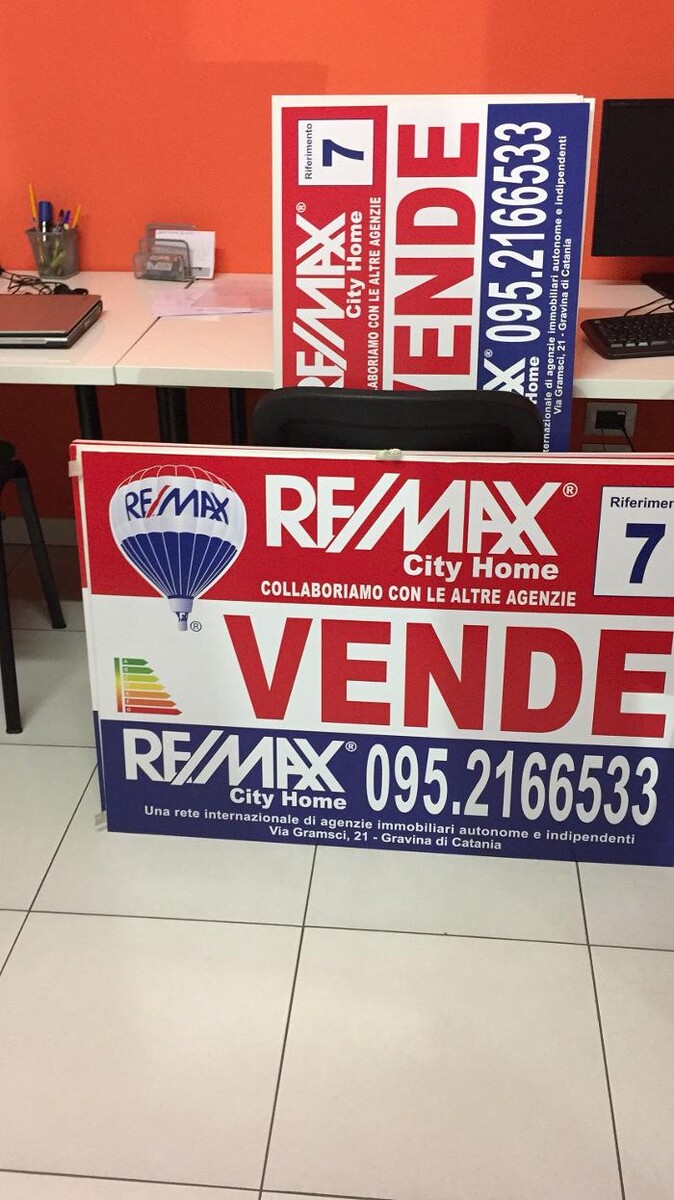 Images RE/MAX City Home