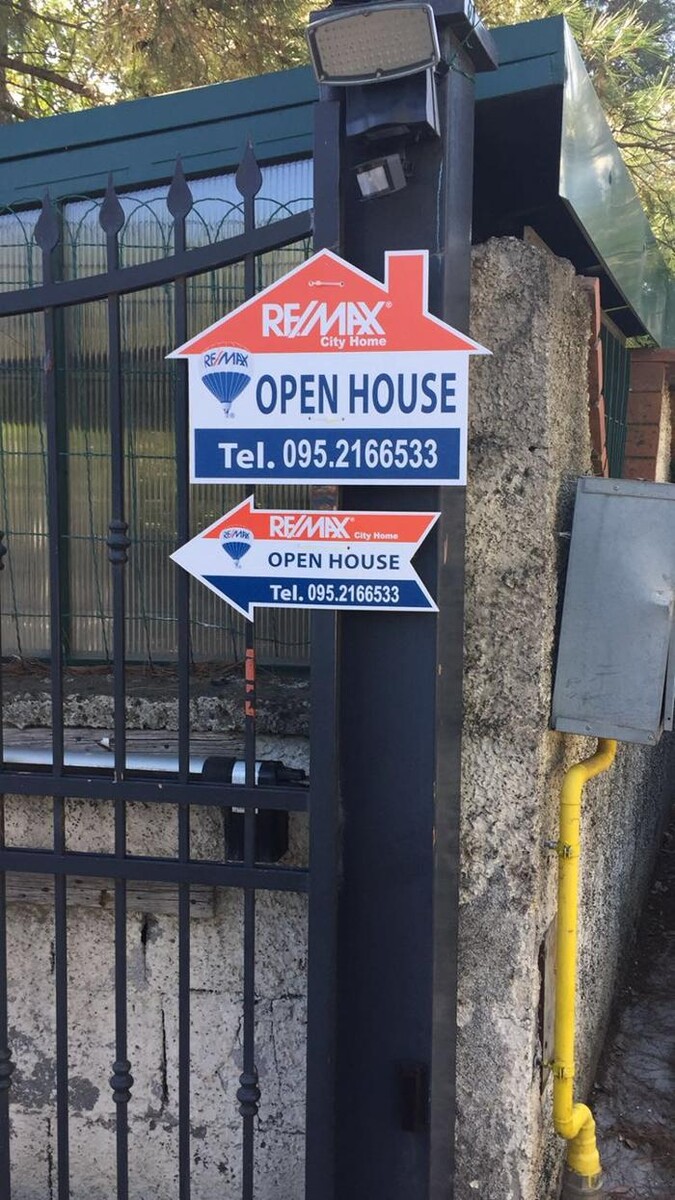 Images RE/MAX City Home