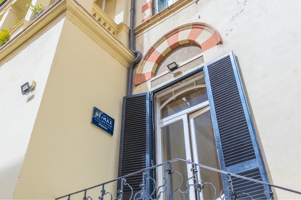 Images RE/MAX Collection Maison