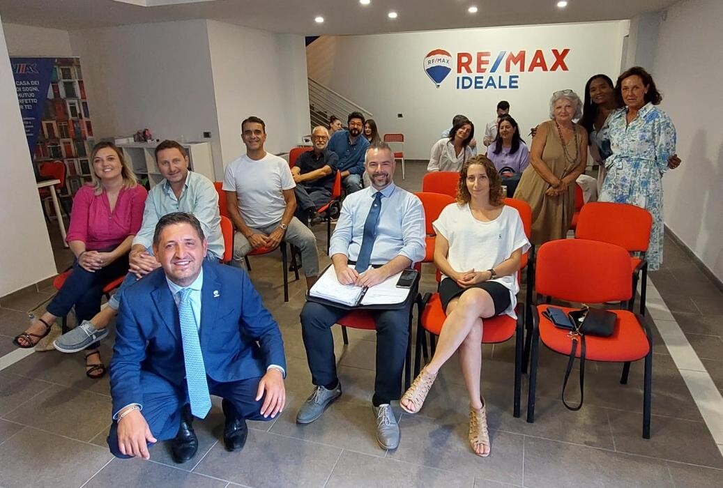 Images RE/MAX Ideale