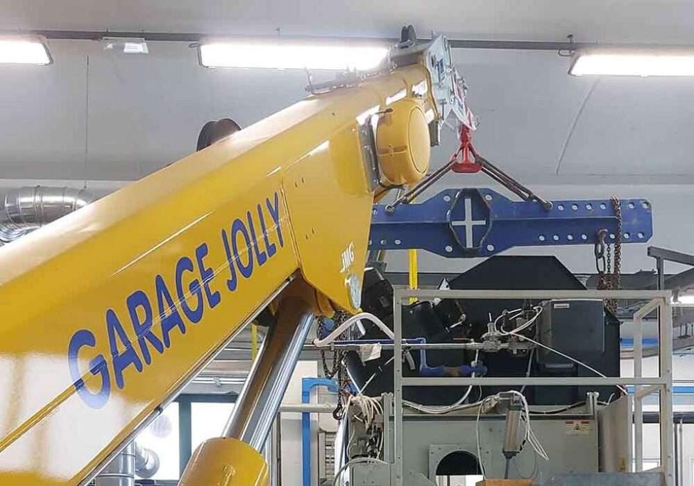 Images Garage Jolly - Noleggio autogru e piattaforme aeree