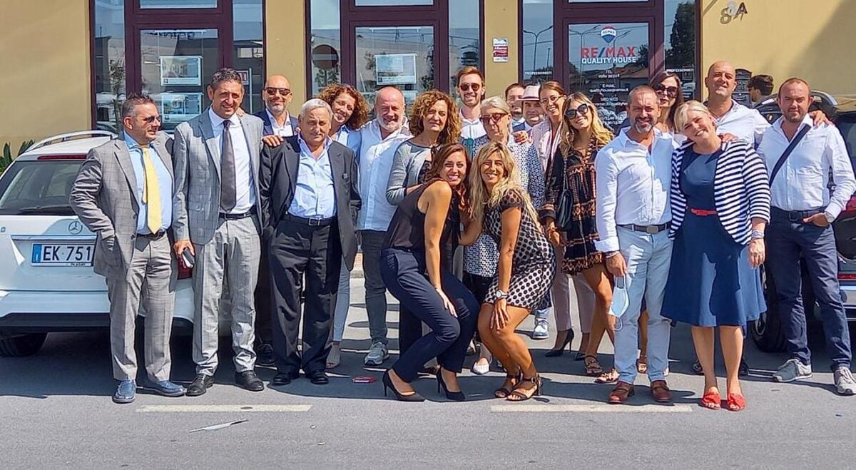Images RE/MAX Ideale 2