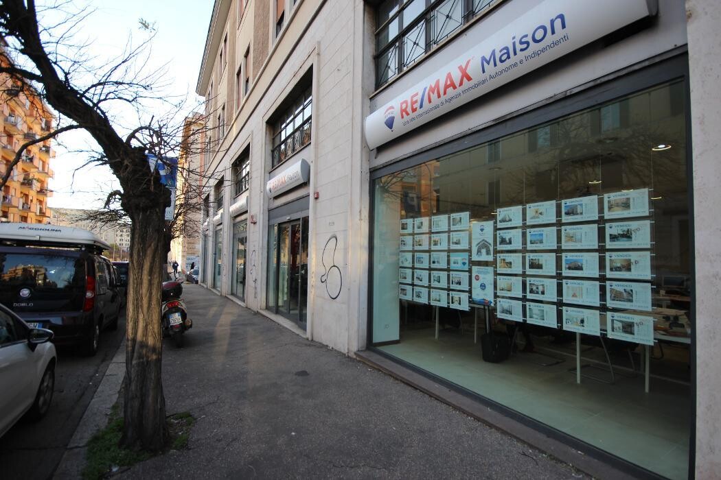 Images RE/MAX Maison