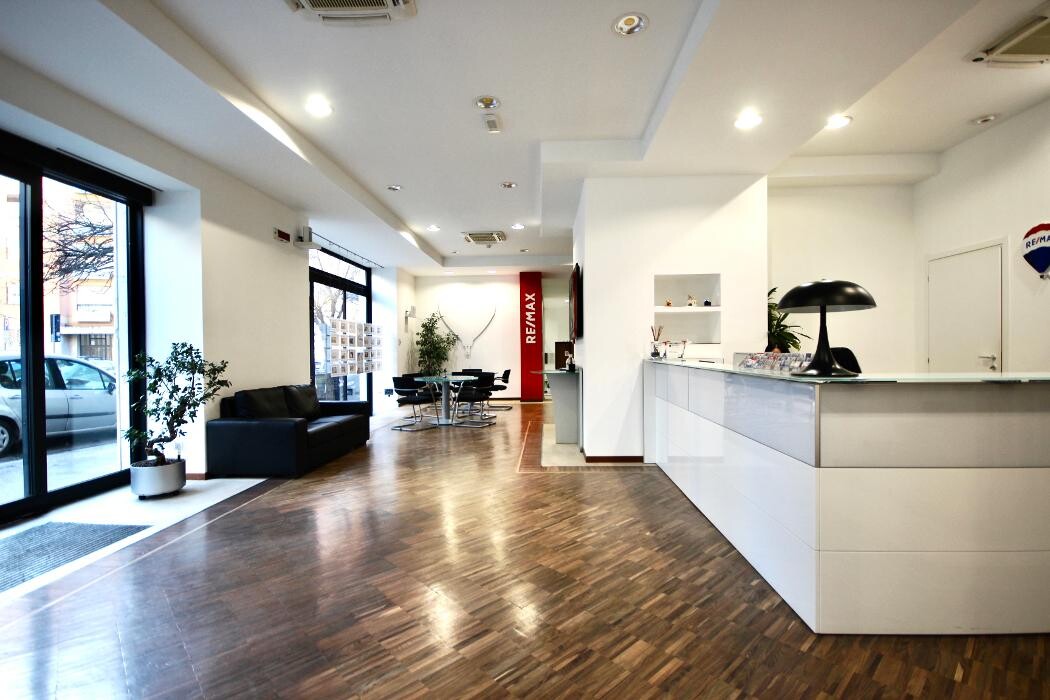 Images RE/MAX Maison