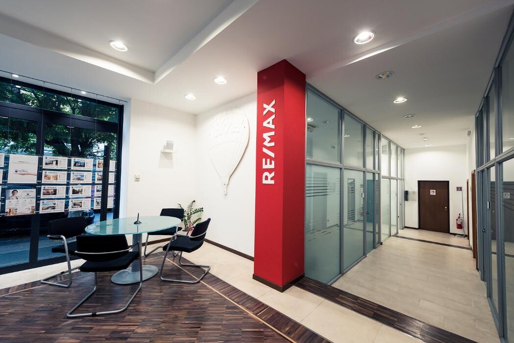 Images RE/MAX Maison