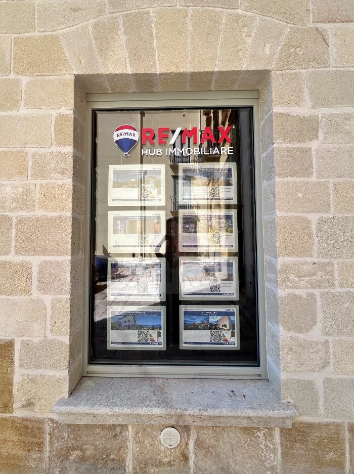 Images RE/MAX Hub Immobiliare