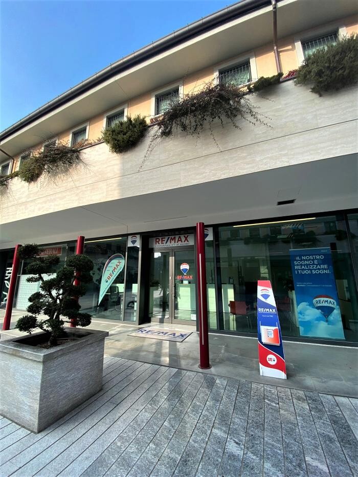 Images RE/MAX Centro Professionisti Immobiliari