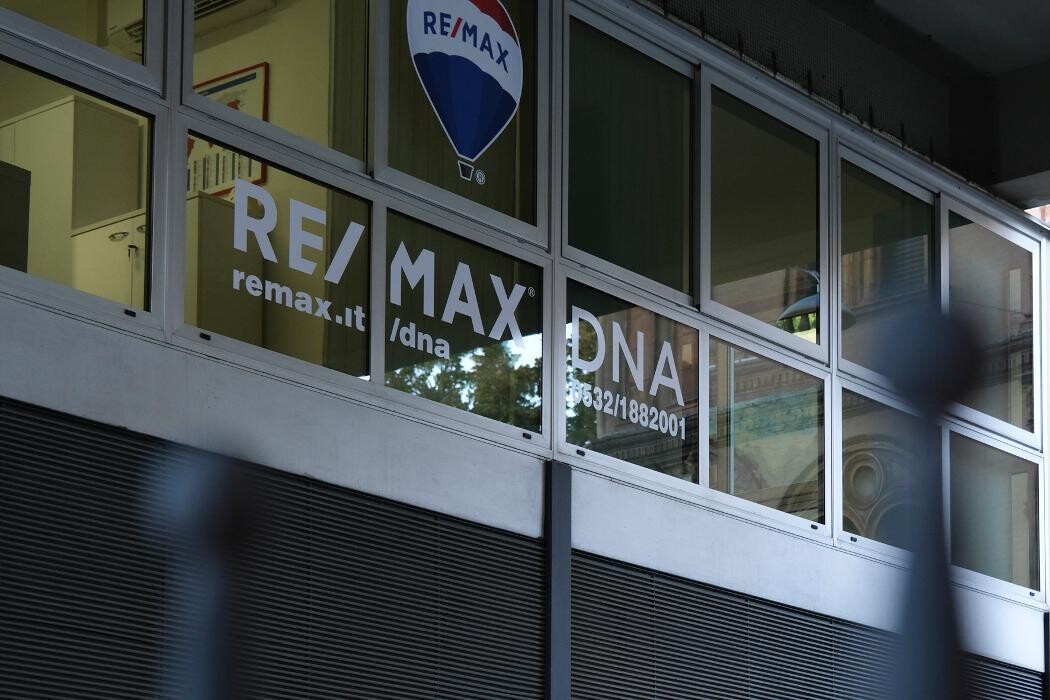 Images RE/MAX DNA