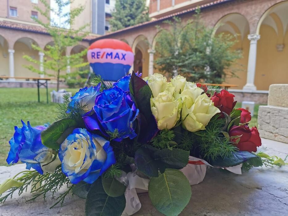 Images RE/MAX DNA