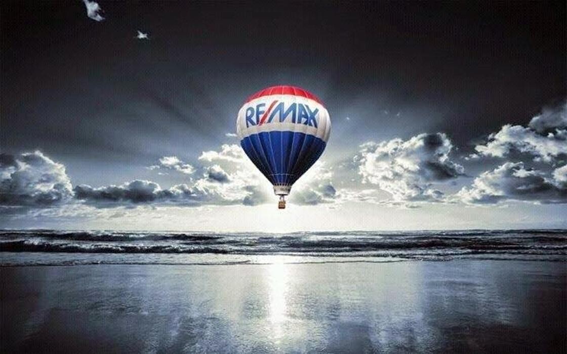 Images RE/MAX Enterprise