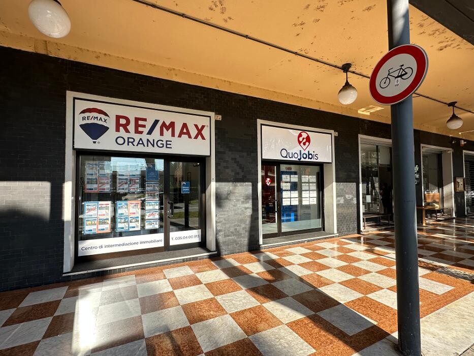 Images RE/MAX Orange 2