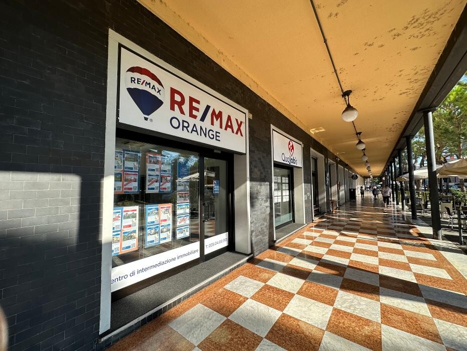 Images RE/MAX Orange 2