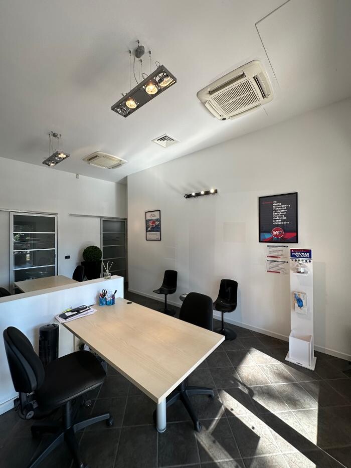 Images RE/MAX Orange 2