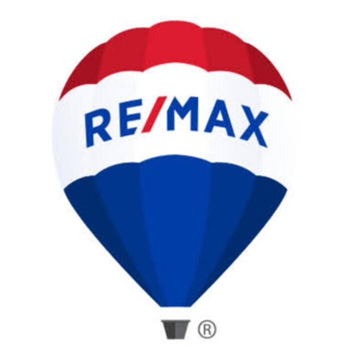 RE/MAX Class 2 Logo