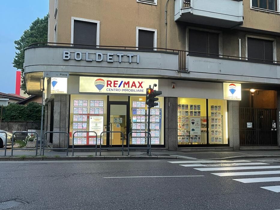Images RE/MAX Centro Immobiliare