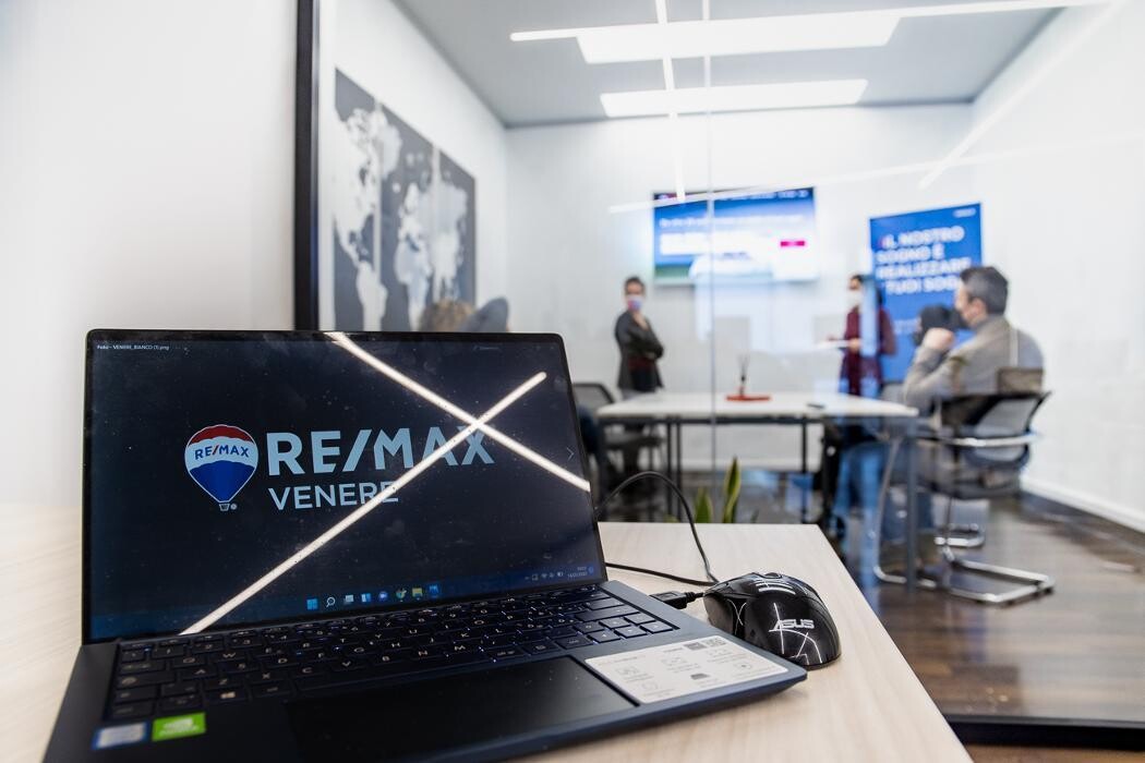 Images RE/MAX Venere