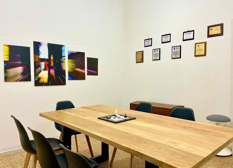 Images RE/MAX Life