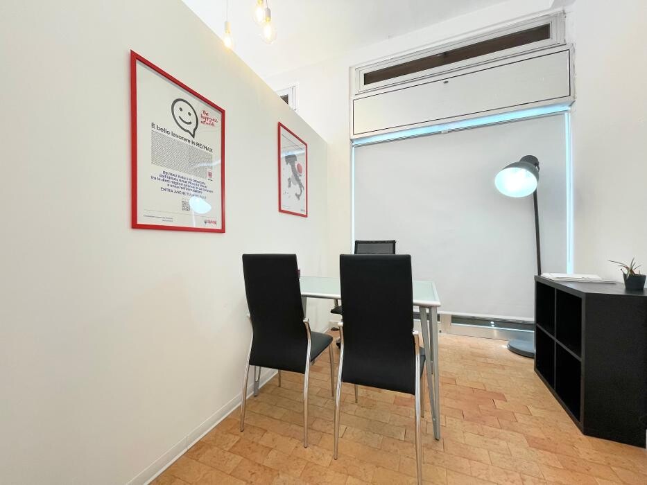 Images RE/MAX Life