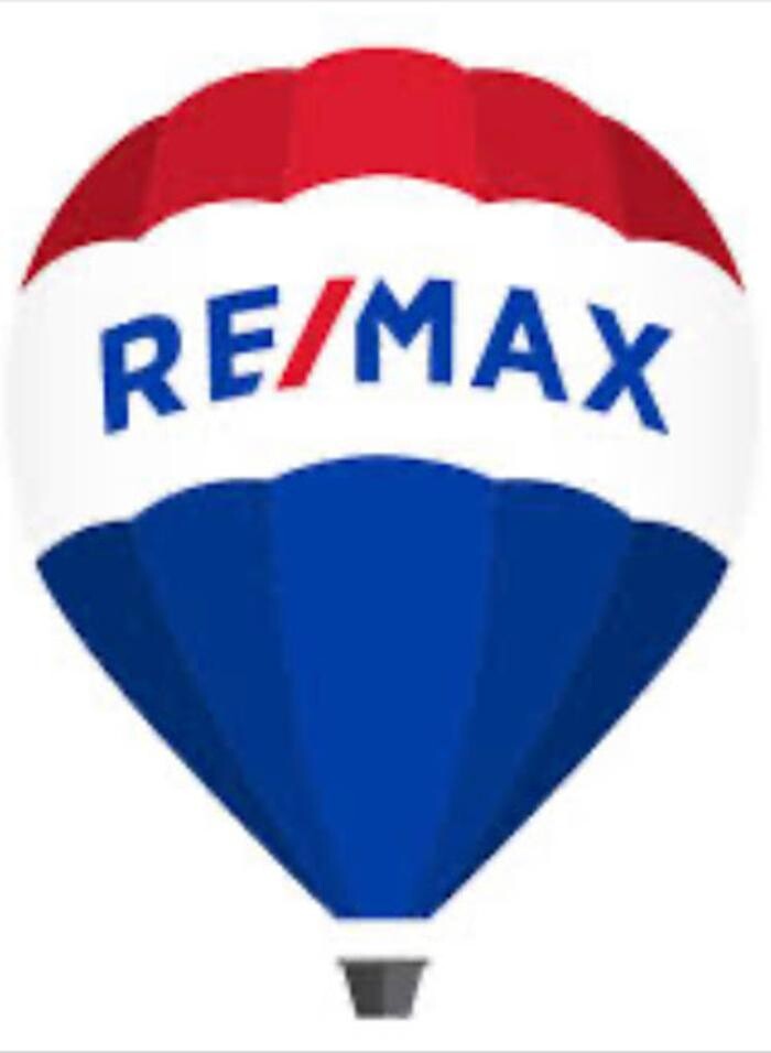 RE/MAX Class 13 Logo
