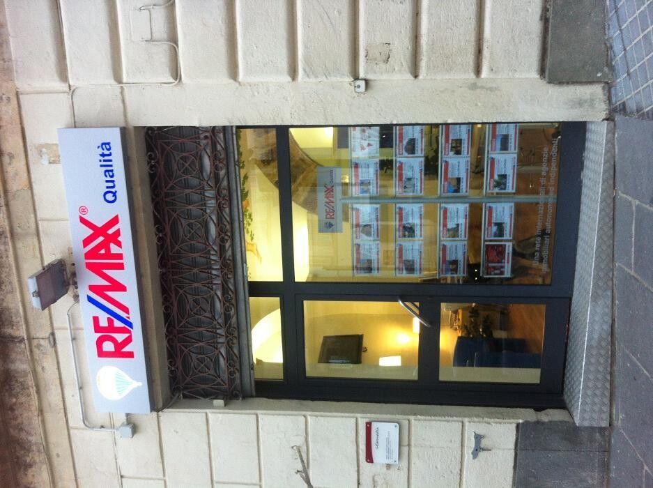 Images RE/MAX Qualità 2