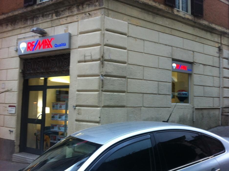 Images RE/MAX Qualità 2