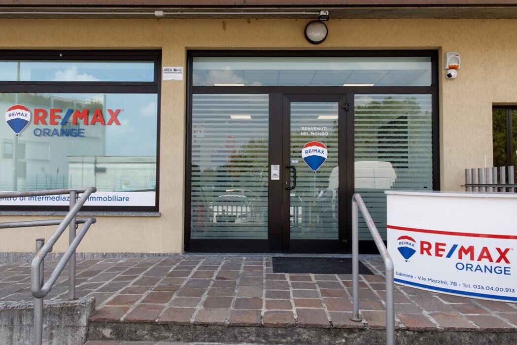 Images RE/MAX Orange