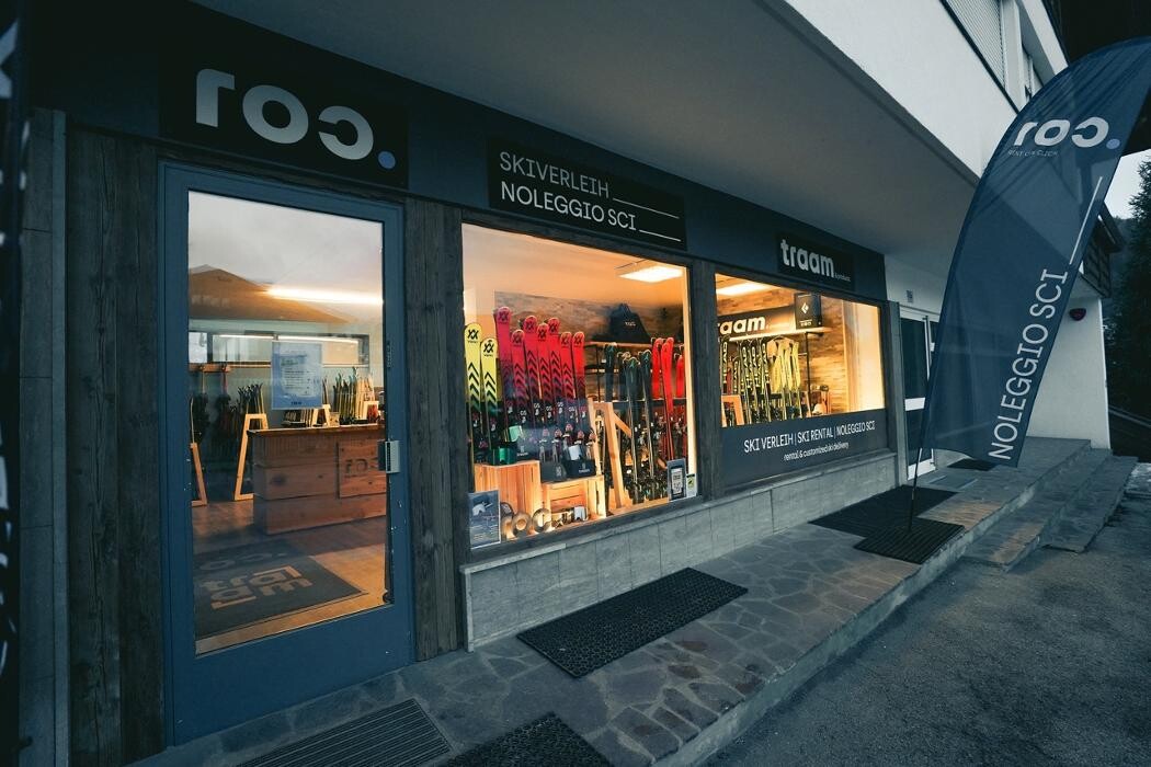 Images Ski Rental | Ski Verleih | Noleggio Sci - "ROC Rental & Shop" at Kronplatz