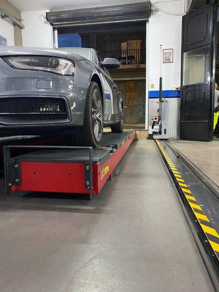 Images Mediasat Srl - Centro First Stop